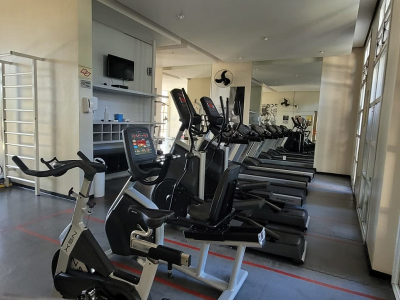 Apartamento à venda Barra Funda com 63m² e 2 quartos por R$ 600.000 - academia.jpeg