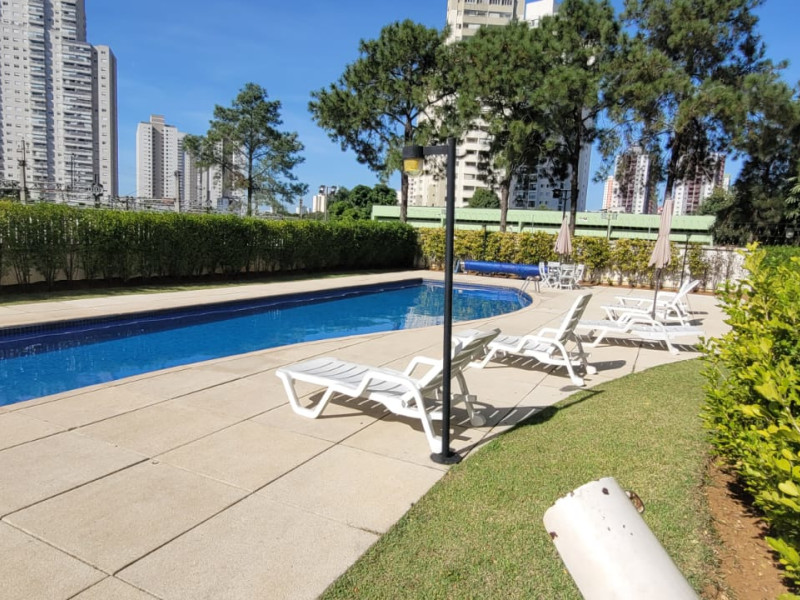 Apartamento à venda Barra Funda com 63m² e 2 quartos por R$ 600.000 - piscina.jpeg