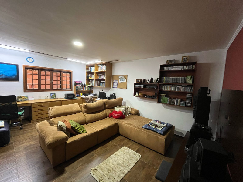 Casa de condomínio à venda Centro com 231m² e 3 quartos por R$ 860.000 - img-20250413-wa0017.jpg