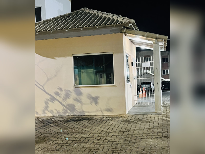 Apartamento à venda Centro com 63m² e 2 quartos por R$ 200.000 - img-5362.jpeg