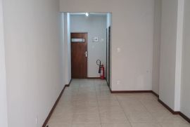 Comercial à venda Centro com 30m² - 1 dormitório -  vagas - R$ 170.000 - 8211d8d8-f6a6-47ed-b3bf-98b272d93b24.jpeg