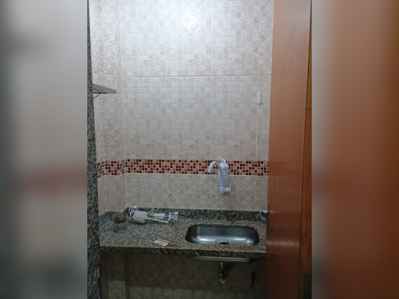 Comercial à venda Centro com 30m² e 1 quarto por R$ 170.000 - 2b3ddd84-f62c-447f-a24c-f9334475012f.jpeg