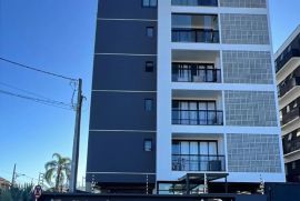 Apartamento à venda Floresta com 63m² - 2 dormitórios -  vaga - R$ 490.000 - frente.jpg