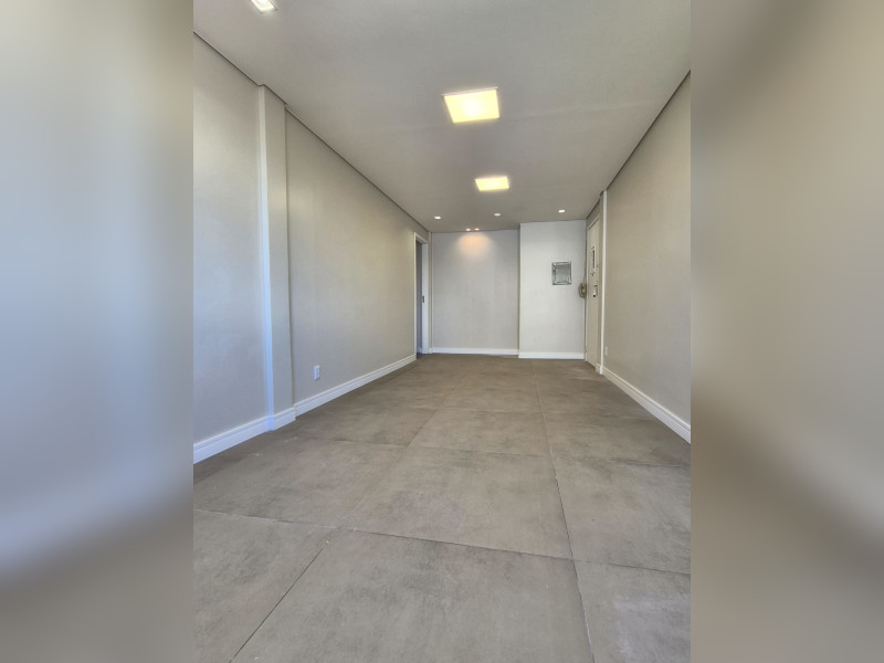 Apartamento à venda Centro Histórico com 80m² e 3 quartos por R$ 399.000 - imagem-do-whatsapp-de-2025-11-01-as-152833-2686cf28.jpg