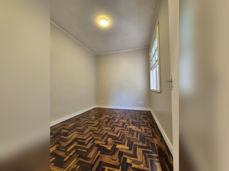 Apartamento à venda Centro Histórico com 80m² e 3 quartos por R$ 399.000 - imagem-do-whatsapp-de-2025-11-01-as-153156-2769656f.jpg