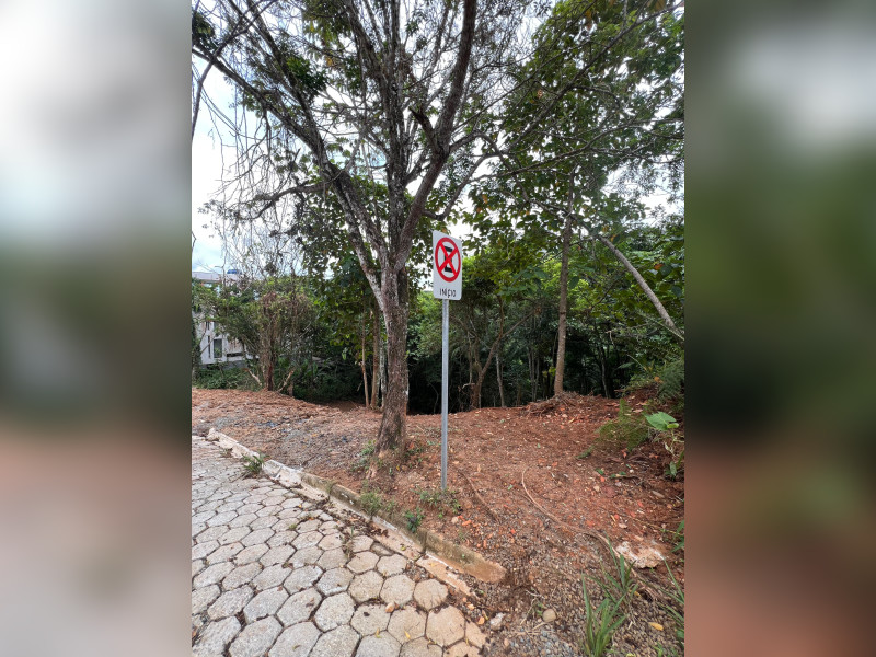 Terreno à venda Cabeçudas com 240m² e 0 quartos por R$ 850.000 - img-20250712-wa0021.jpg