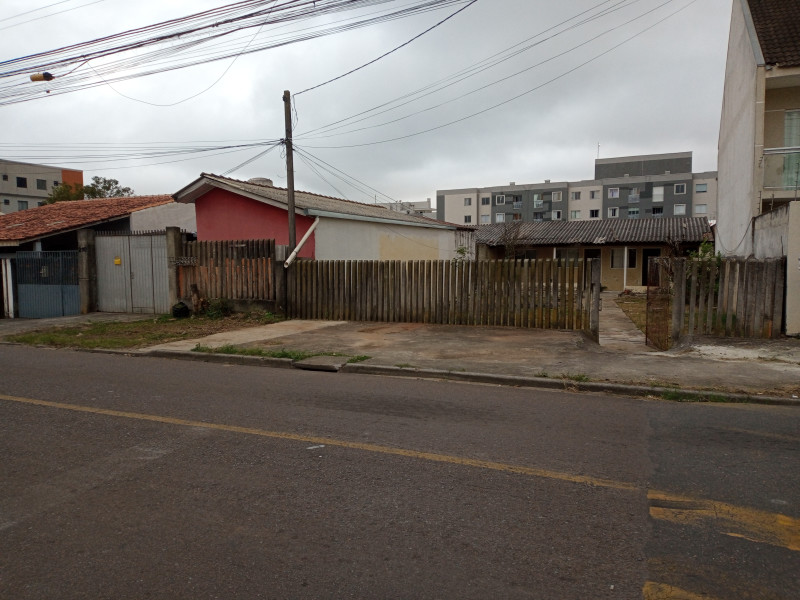 Casa à venda Vargem Grande com 110m² e 3 quartos por R$ 750.000 - img-20251106-181327-094.jpg
