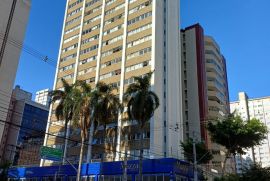 Apartamento à venda Centro com 70m² - 2 dormitórios -  vaga - R$ 488.000 - fachada-de-frente-03.jpg