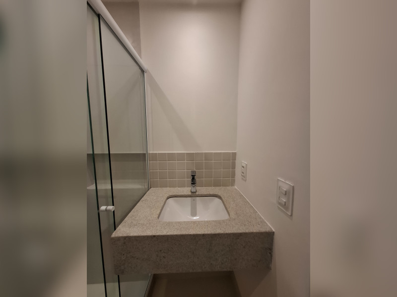 Apartamento à venda Botafogo com 70m² e 2 quartos por R$ 980.000 - 6-banheiro.jpg