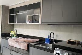 Casa à venda Jardim Maristela com 220m² - 4 dormitórios -  vagas - R$ 1.050.000 - img-7948.jpeg