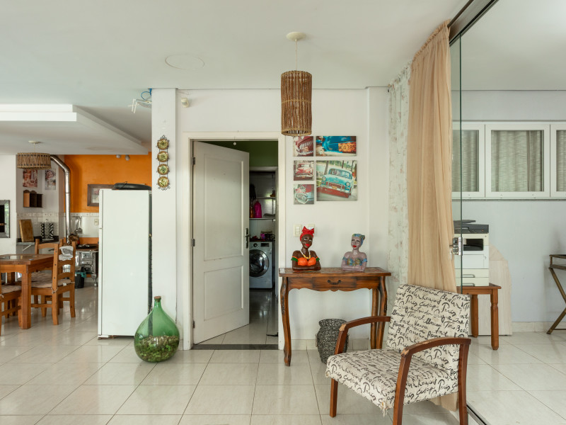 Casa à venda Igará com 400m² e 4 quartos por R$ 1.990.000 - entrada-salao.jpg