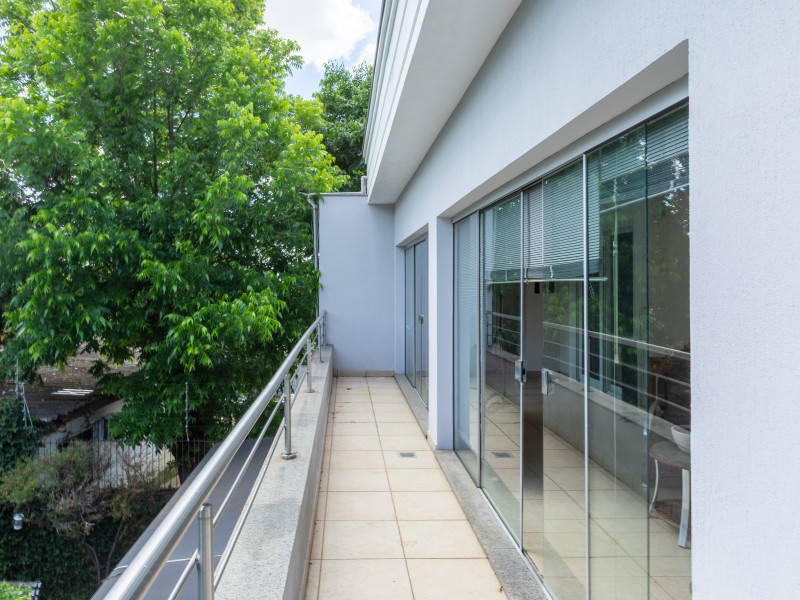 Casa à venda Igará com 400m² e 4 quartos por R$ 1.990.000 - sacada-fundos.jpg