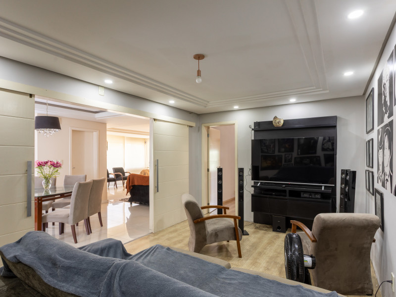 Casa à venda Igará com 400m² e 4 quartos por R$ 1.990.000 - sala-cinema-iv.jpg