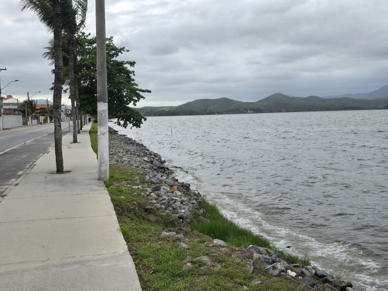 Comercial à venda centro com 230m² e 1 quarto por R$ 400.000 - 20251107-164805.jpg