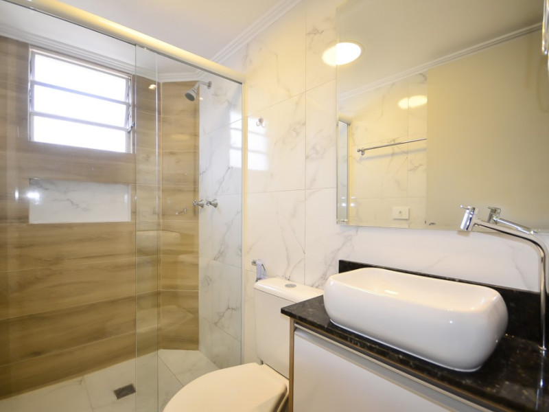 Cobertura à venda Juvevê com 9566m² e 2 quartos por R$ 710.000 - 1000104356.jpg