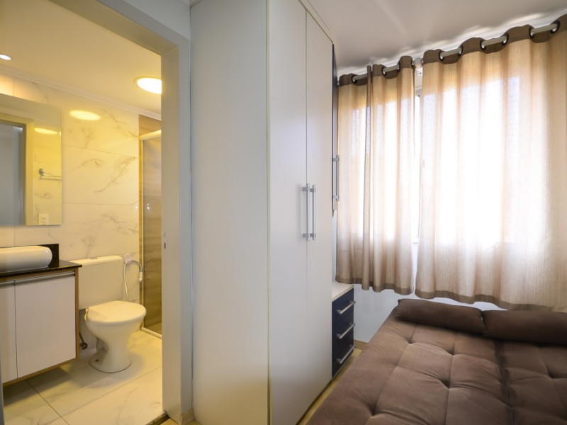 Cobertura à venda Juvevê com 9566m² e 2 quartos por R$ 710.000 - 1000109760.jpg