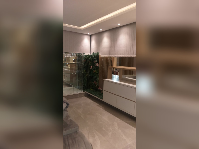 Cobertura à venda Juvevê com 9566m² e 2 quartos por R$ 710.000 - 1000400244.jpg