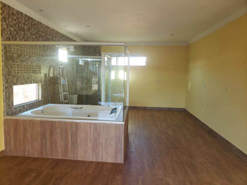 Casa de condomínio à venda Região dos Lagos (Sobradinho) com 350m² e 4 quartos por R$ 650.000 - suite1.jpg