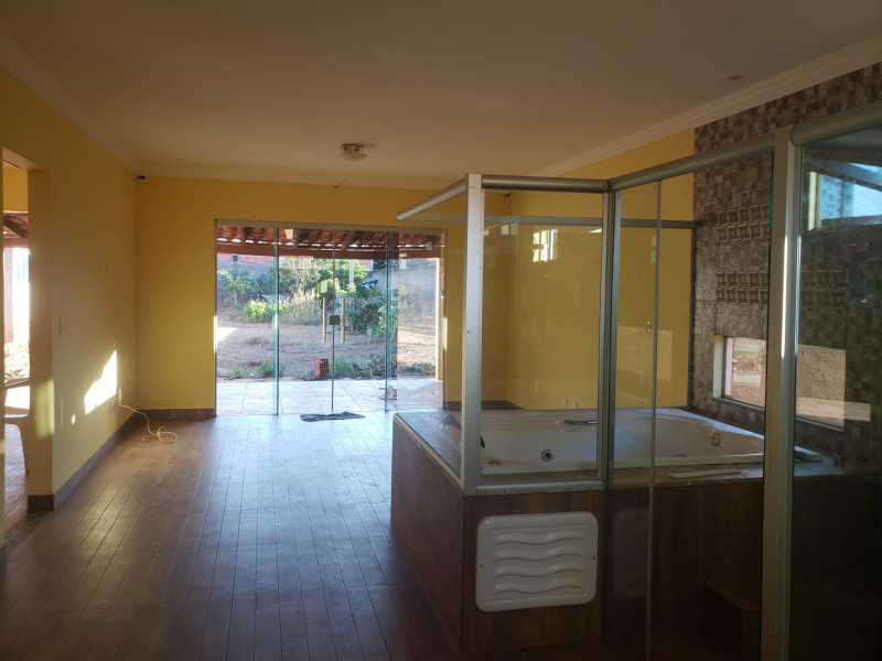 Casa de condomínio à venda Região dos Lagos (Sobradinho) com 350m² e 4 quartos por R$ 650.000 - suite3.jpg