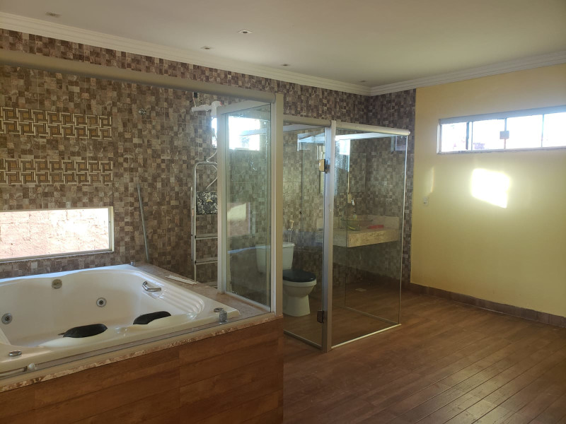 Casa de condomínio à venda Região dos Lagos (Sobradinho) com 350m² e 4 quartos por R$ 650.000 - suite4.jpg