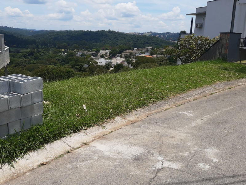 Terreno à venda Golf Gardens com 534m² e 1 quarto por R$ 600.000 - imagem-do-whatsapp-de-2025-11-08-as-141445-cb7dd1cb.jpg