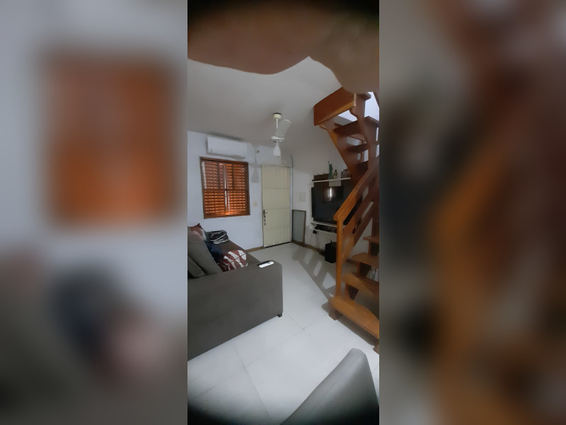 Casa de condomínio à venda Cavalhada com 50m² e 2 quartos por R$ 110.000 - sala-escada-2.jpg