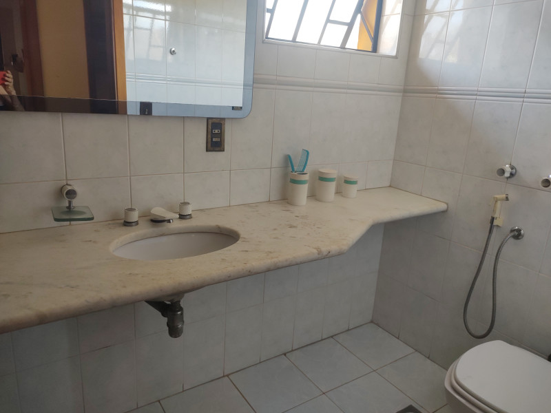 Casa de condomínio à venda Residencial Vila Verde com 388m² e 5 quartos por R$ 2.415.000 - qto1-2-banho.jpg