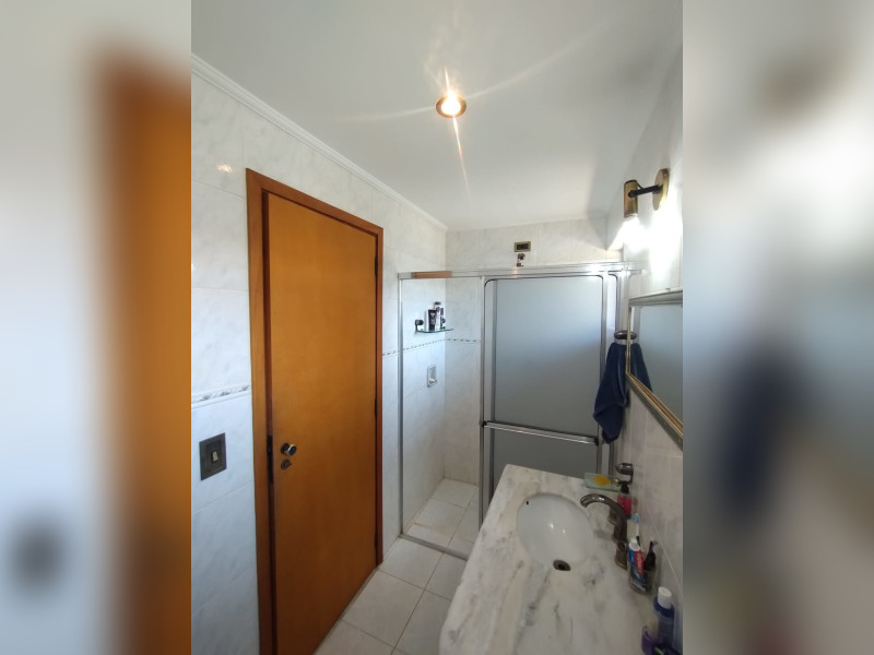 Casa de condomínio à venda Residencial Vila Verde com 388m² e 5 quartos por R$ 2.415.000 - suitem-banho2.jpg