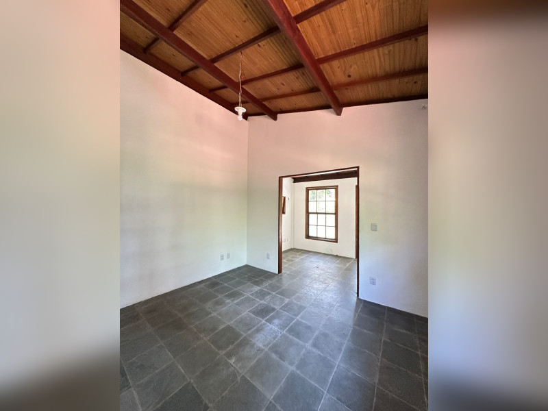 Casa à venda Centro com 218m² e 4 quartos por R$ 1.300.000 - 2699ffbc-6412-4dce-9120-e26f5b45f40b.jpeg
