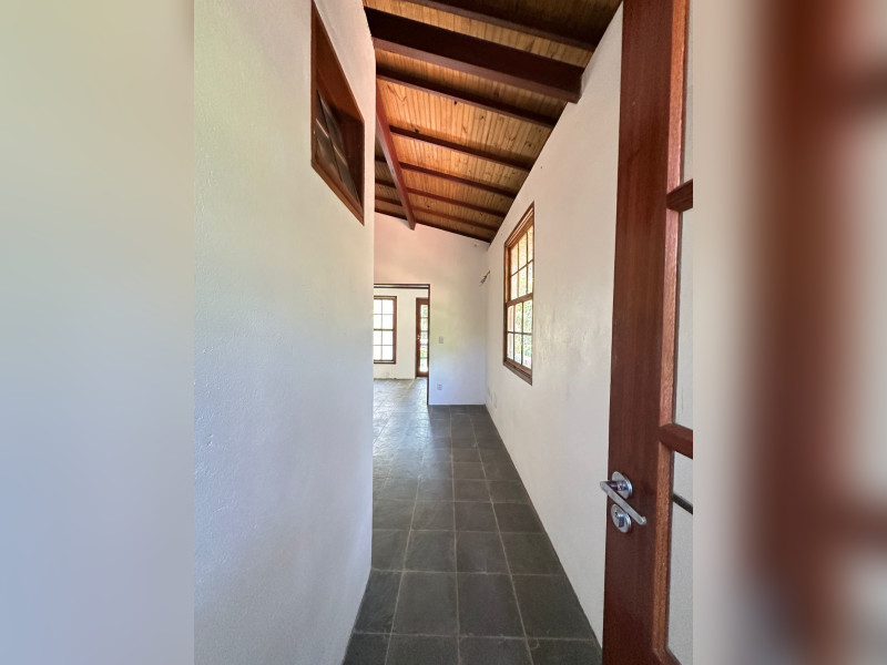 Casa à venda Centro com 218m² e 4 quartos por R$ 1.300.000 - c579b061-bc3f-435c-bada-0b60fb233555.jpeg