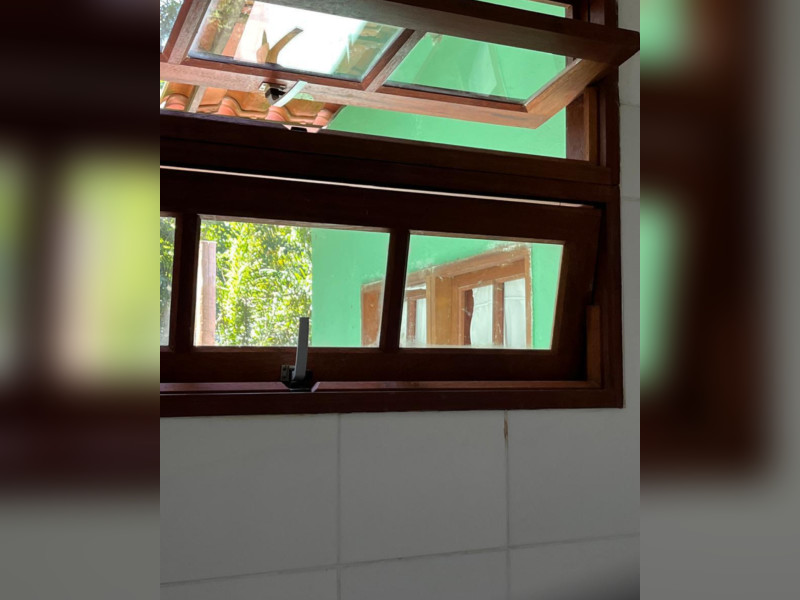 Casa à venda Centro com 218m² e 4 quartos por R$ 1.300.000 - img-2941.jpeg