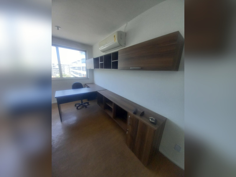 Comercial à venda Freguesia (Jacarepaguá) com 21m² e 0 quartos por R$ 100.000 - foto-armario-escritorio.jpg