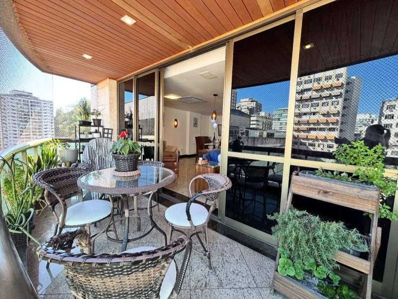 Apartamento à venda Ingá com 220m² e 4 quartos por R$ 1.595.000 - screenshot-20260413-164114-instagram.jpg