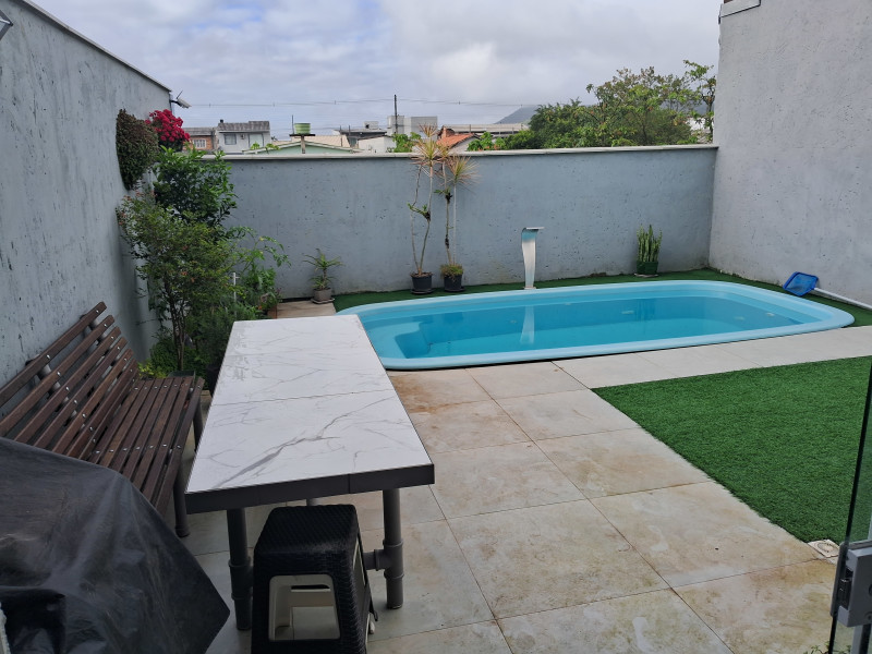 Casa à venda São João do Rio Vermelho com 179m² e 2 quartos por R$ 690.000 - 1000121526.jpg