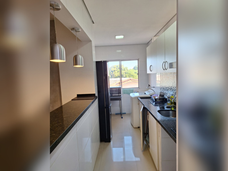 Apartamento à venda Pico do Amor com 42m² e 1 quarto por R$ 300.000 - cozinha-janela.jpg