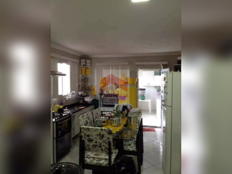 Casa à venda Jardim Presidente Dutra com 150m² e 4 quartos por R$ 600.000 - img-20251123-wa0027.jpg