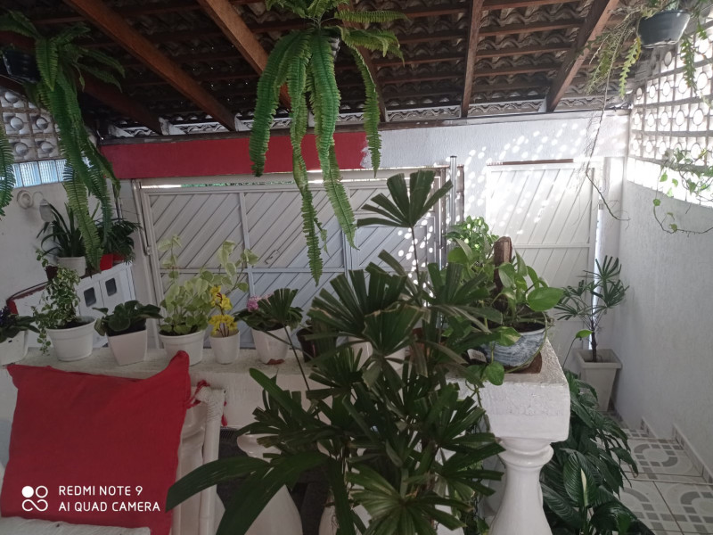 Casa à venda Jardim Presidente Dutra com 150m² e 4 quartos por R$ 600.000 - img-20251123-wa0037.jpg