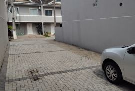 Casa de condomínio à venda Uberaba com 117m² - 3 dormitórios -  vagas - R$ 699.000 - whatsapp-image-2026-01-02-at-130411-1.jpeg