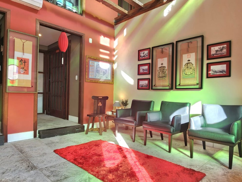 Casa à venda Centro com 457m² e 5 quartos por R$ 1.600.000 - imagem-do-whatsapp-de-2025-12-01-as-165721-227395e9.jpg