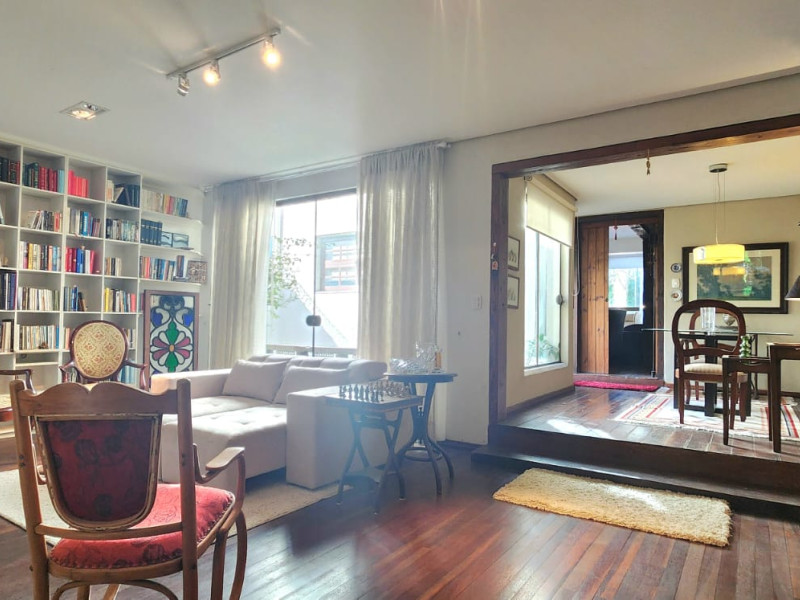 Casa à venda Centro com 457m² e 5 quartos por R$ 1.600.000 - imagem-do-whatsapp-de-2025-12-01-as-165721-ed85b38e.jpg