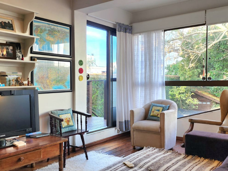 Casa à venda Centro com 457m² e 5 quartos por R$ 1.600.000 - imagem-do-whatsapp-de-2025-12-01-as-165722-6957cf04.jpg