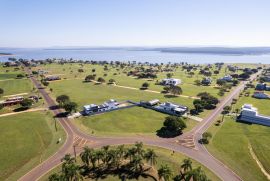 Terreno à venda Centro com 450m² - 0 dormitórios -  vagas - R$ 80.000 - e75edb32029dcd495de31594fa2dc630-2.jpg