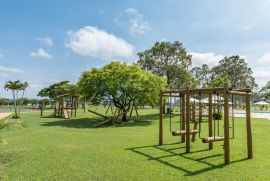 Terreno à venda Centro com 450m² - 0 dormitórios -  vagas - R$ 80.000 - f3ba5694c3a07d4c51046164afb59933.jpg