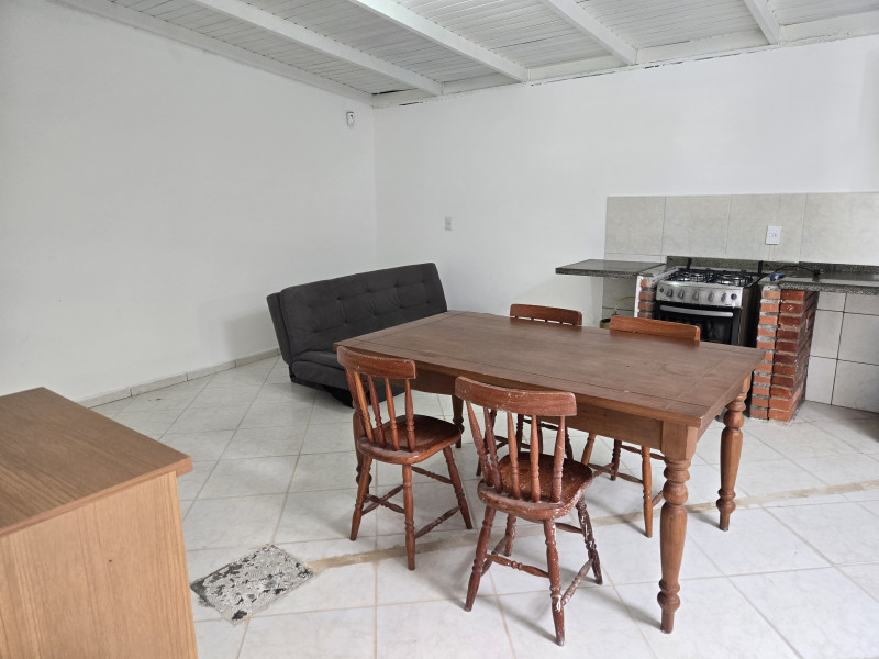 Casa à venda Ingleses do Rio Vermelho com 400m² e 4 quartos por R$ 1.500.000 - 20251227-162248.jpg