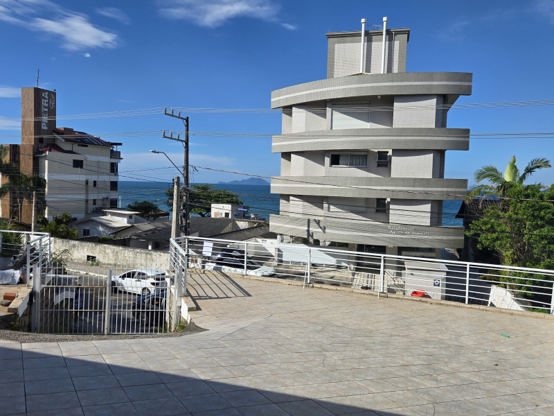 Casa à venda Ingleses do Rio Vermelho com 400m² e 4 quartos por R$ 1.500.000 - 20251227-162606.jpg