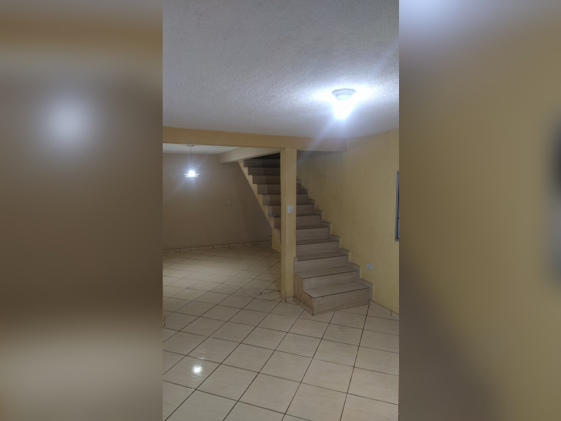 Casa à venda Parque Maria Helena com 277m² e 4 quartos por R$ 550.000 - 1000003264.jpg