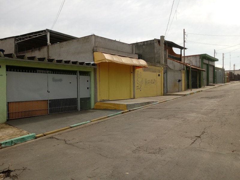 Casa à venda Parque Maria Helena com 277m² e 4 quartos por R$ 550.000 - 1000003317.jpg