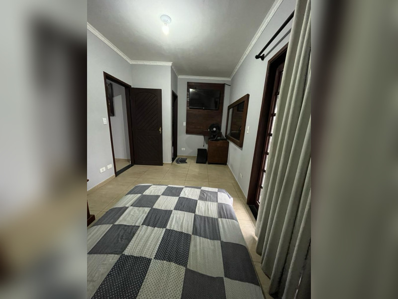 Casa à venda Vila Ponte Nova com 340m² e 3 quartos por R$ 980.000 - badb1201-6ecf-44c4-9672-c15c8e325671.jpeg