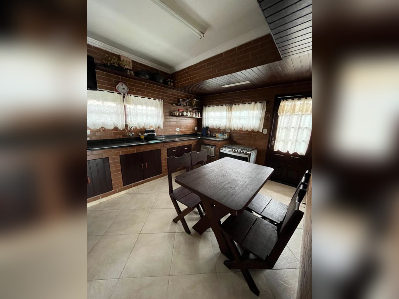 Casa à venda Vila Ponte Nova com 340m² e 3 quartos por R$ 980.000 - ec02f8de-085d-48cd-80dc-2171b4014a30.jpeg