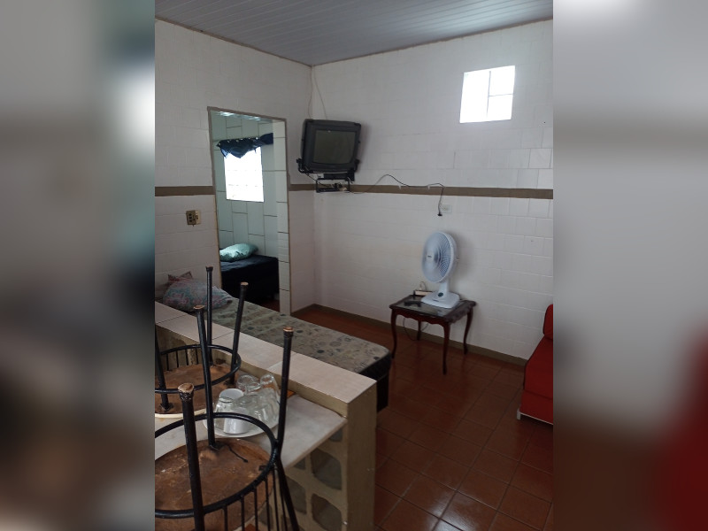 Casa à venda Gaivota (Praia) com 207m² e 7 quartos por R$ 550.000 - img-20251203-142421-709.jpg